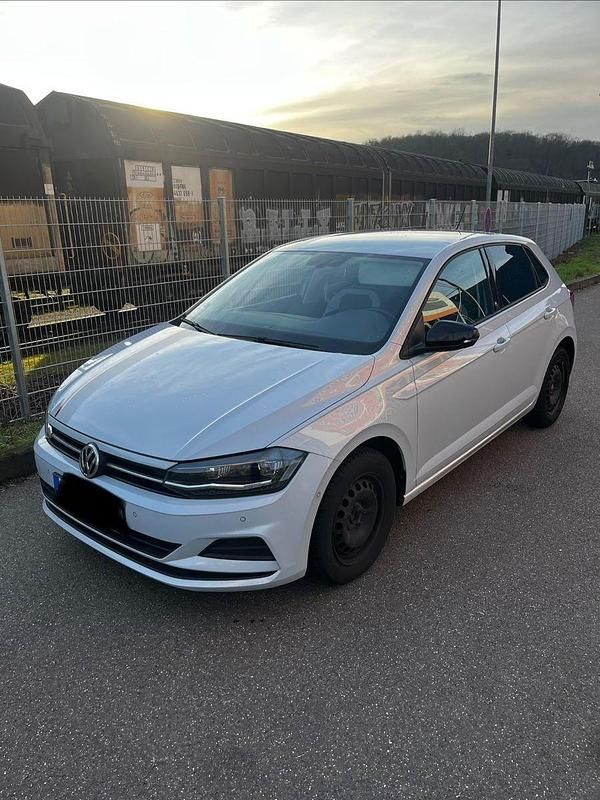 Weiß Gebraucht 2018 VW Polo Beats Kleinwagen | 10.500 € (Fairer Preis) - Bild 1/4