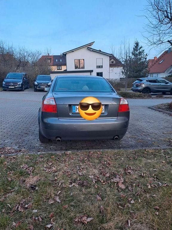 Gebraucht Audi A4 150 PS (110 kW) 2001 Grau Limousine