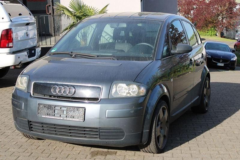 Usata Audi A2 75 CV (55 kW) 2002 Grigio Utilitaria