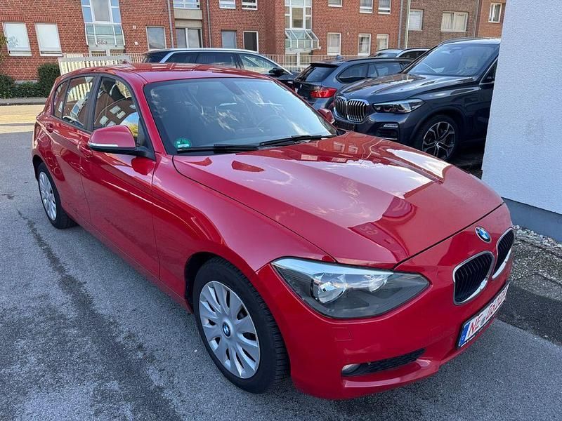Gebraucht BMW 120 184 PS (135 kW) 2015 Karmesinrot Kleinwagen