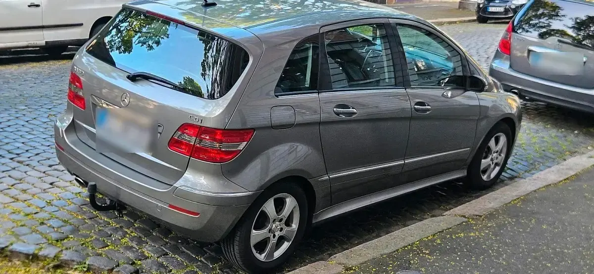 Gebraucht Mercedes B180 80 PS (58 kW) 2008 Grau Van / Kleinbus