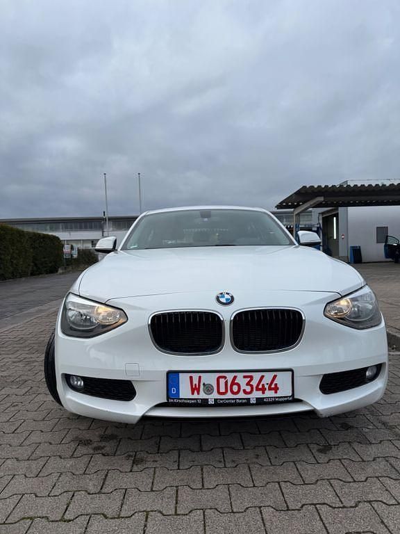 Gebraucht BMW 116 136 PS (100 kW) 2013 Weiß Kleinwagen