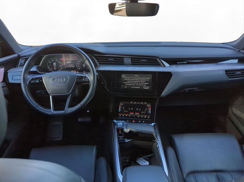 Gebraucht Audi e-tron Advanced 300 kW (408 PS) 2021 Weiß SUV