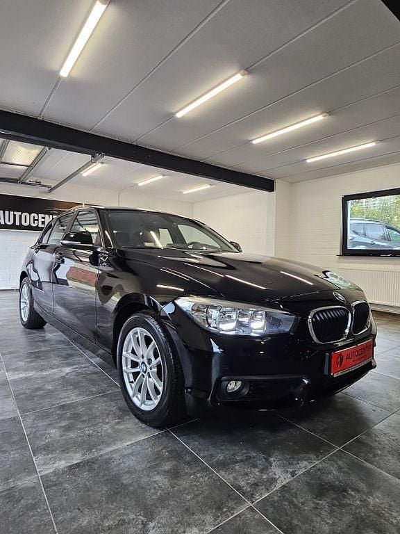 Schwarz Gebraucht 2019 BMW 118 Advantage Kleinwagen | 14.700 € (Guter Preis) - Bild 1/4