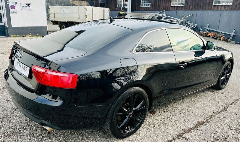 Schwarz Gebraucht 2009 Audi A5 Sport Coupé | 7.990 € (Teuer) - Bild 1/4