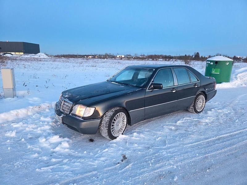 Gebraucht Mercedes S300 231 PS (169 kW) 1991 Schwarz Limousine