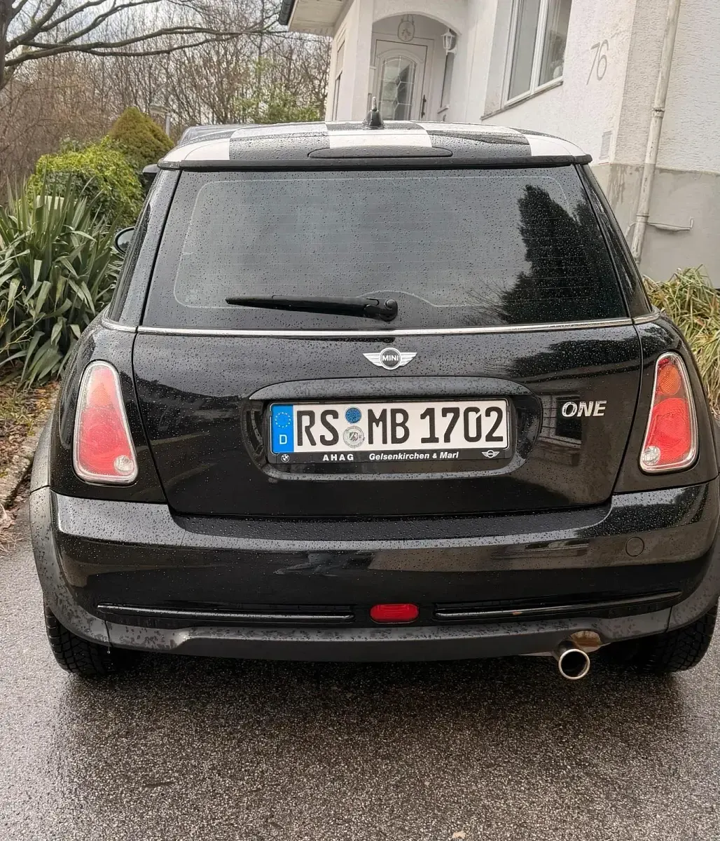Gebraucht Mini ONE 90 PS (66 kW) 2005 Schwarz Kleinwagen