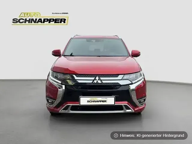 Gebraucht Mitsubishi Outlander P-HEV Top 224 PS (164 kW) 2019 Rot Limousine
