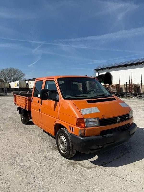 Second-hand VW T4 102 CP (75 kW) 2003 Portocaliu Van