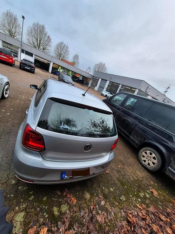 Gebraucht VW Polo 95 PS (69 kW) 2014 Grau Kleinwagen