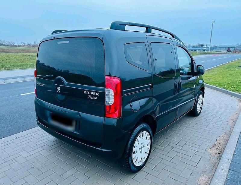 Gebraucht Peugeot Bipper Outdoor 95 PS (69 kW) 2010 Schwarz Van / Kleinbus