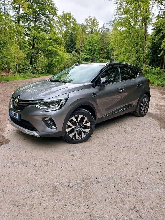 Grau Gebraucht 2020 Renault Captur Intens SUV | 17.990 € (Guter Preis) - Bild 1/4