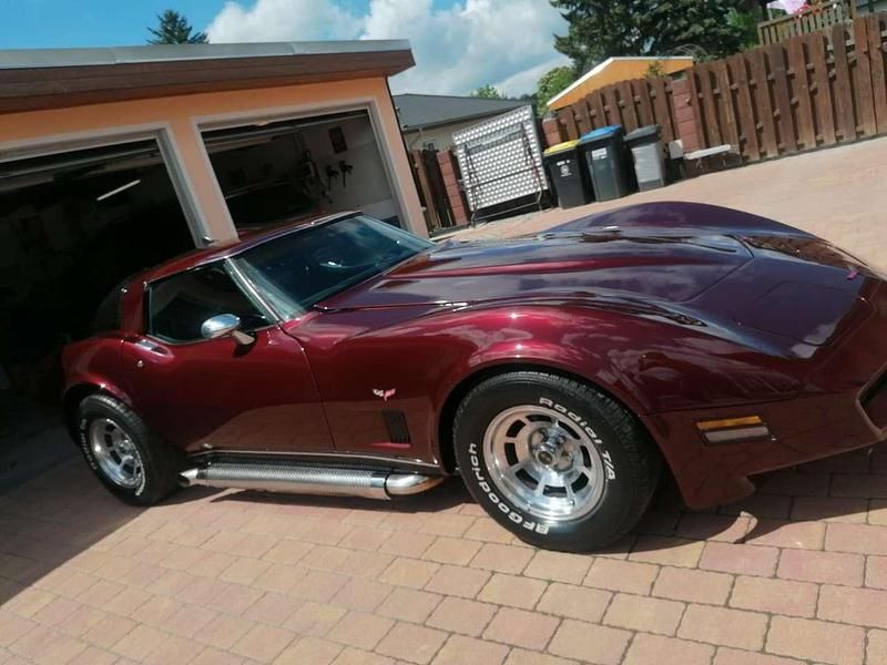 Rot Gebraucht 1979 Chevrolet Corvette C3 | 29.980 € - Bild 1/4