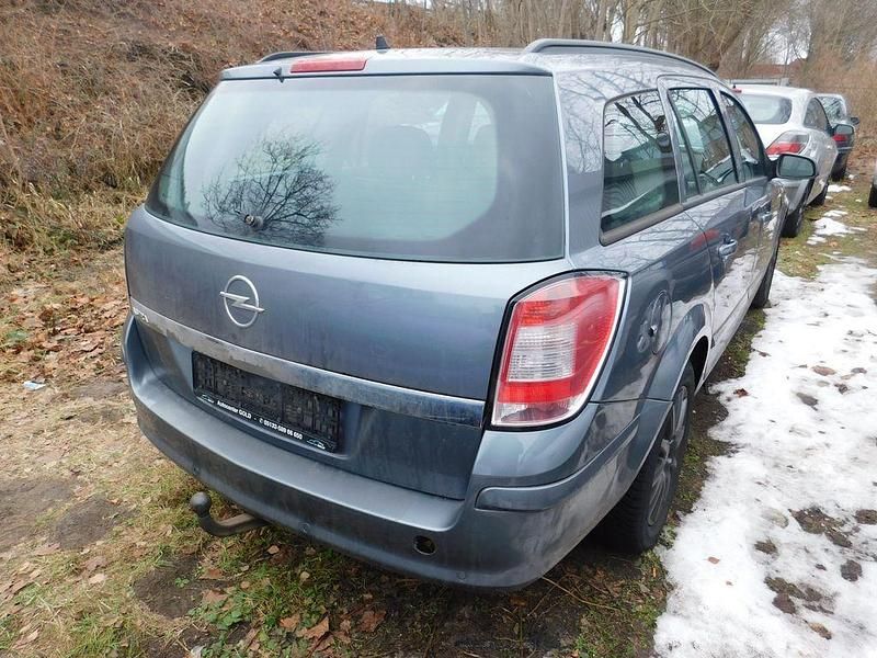 Gebraucht Opel Astra 120 PS (88 kW) 2007 Grau Limousine