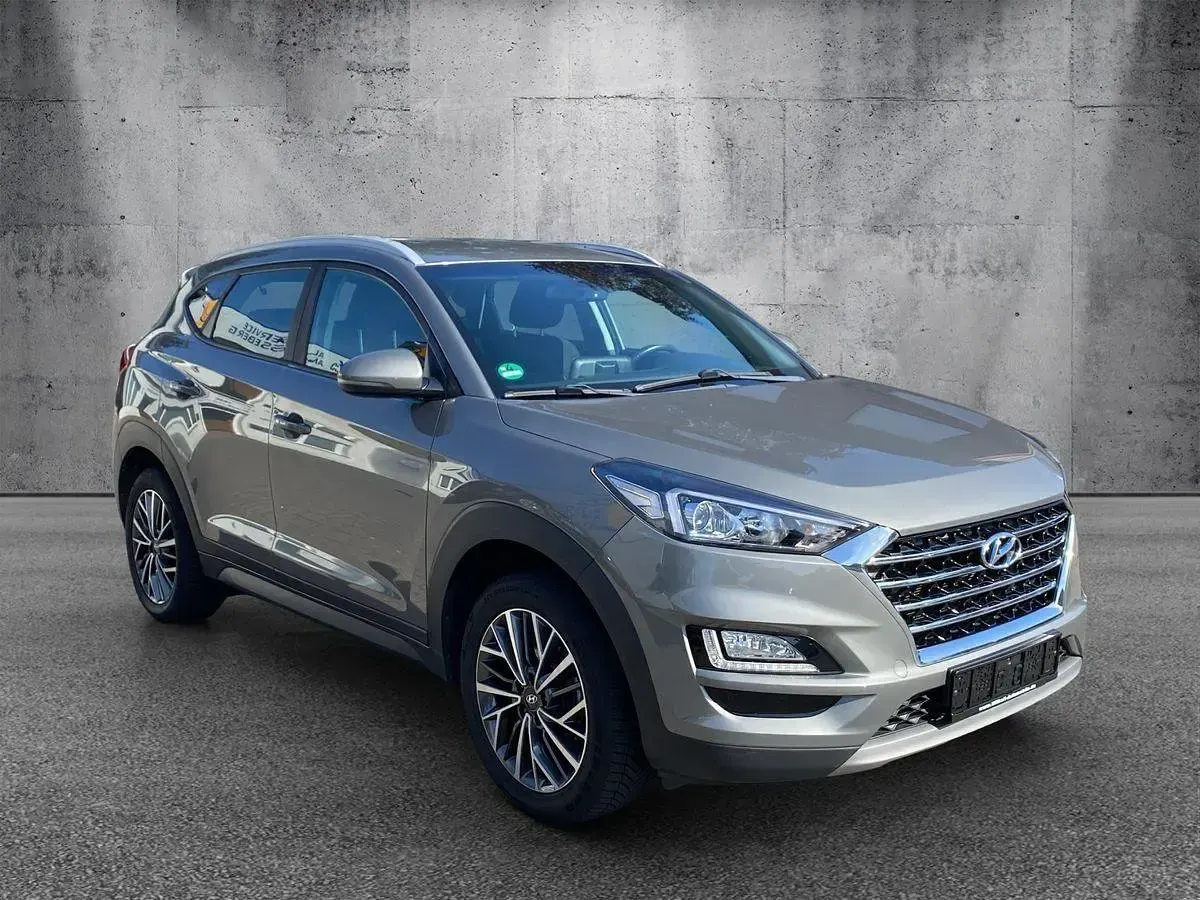Gebraucht Hyundai Tucson 177 PS (130 kW) 2019 Olivien grey SUV