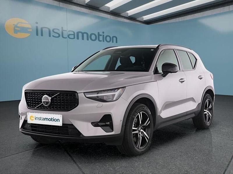 Gebraucht Volvo XC40 Plus 163 PS (119 kW) 2025 Silber SUV