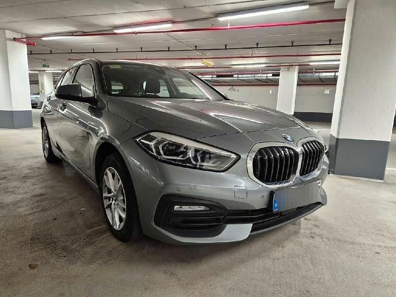 Gebraucht BMW 116 Advantage 116 PS (85 kW) 2022 Grau Kleinwagen