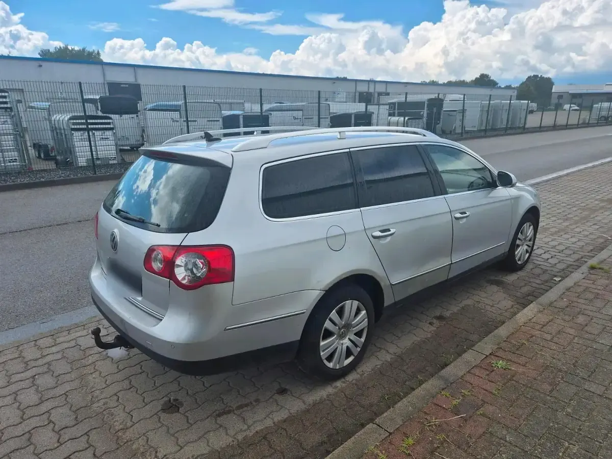 Gebraucht VW Passat 140 PS (102 kW) 2007 Grau Kombi
