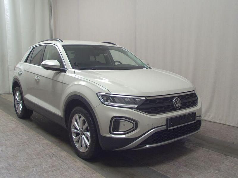 Gebraucht VW T-Roc Life 150 PS (110 kW) 2023 Grau SUV