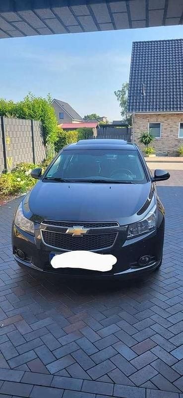 Schwarz Gebraucht 2012 Chevrolet Cruze LTZ Limousine | 6.500 € (Fairer Preis) - Bild 1/4