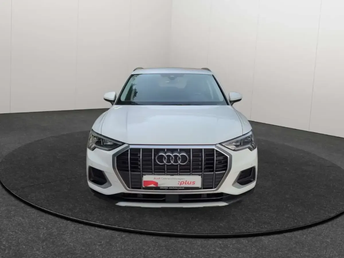 Gebraucht Audi Q3 Advanced 150 PS (110 kW) 2023 Weiss SUV