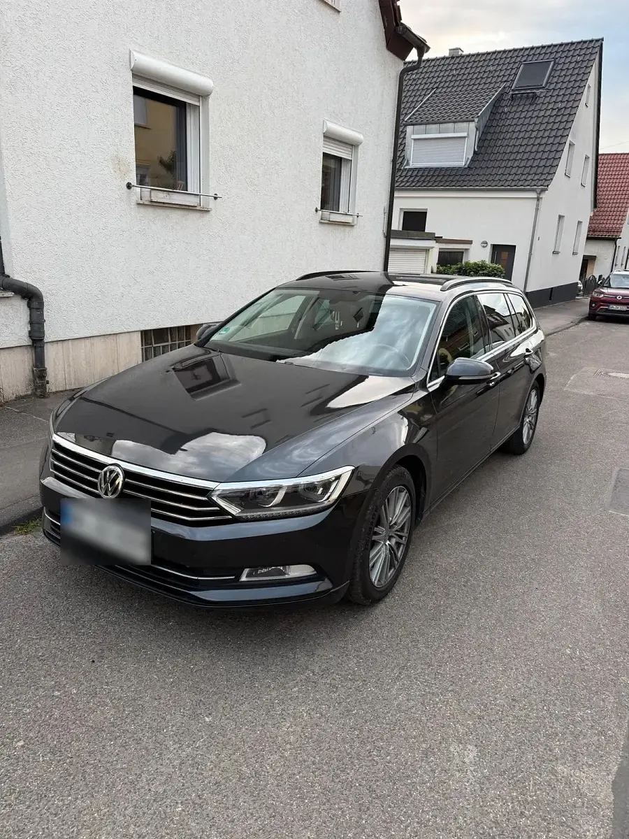 Gebraucht VW Passat 150 PS (110 kW) 2018 Grau Kombi