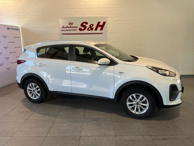 Weiß Gebraucht 2021 Kia Sportage SUV | 18.450 € (Guter Preis) - Bild 1/4