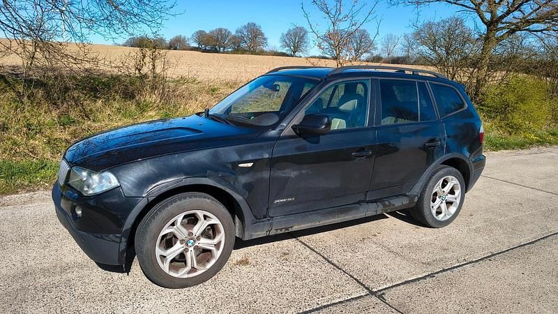 Gebraucht BMW X3 143 PS (105 kW) 2010 Schwarz SUV