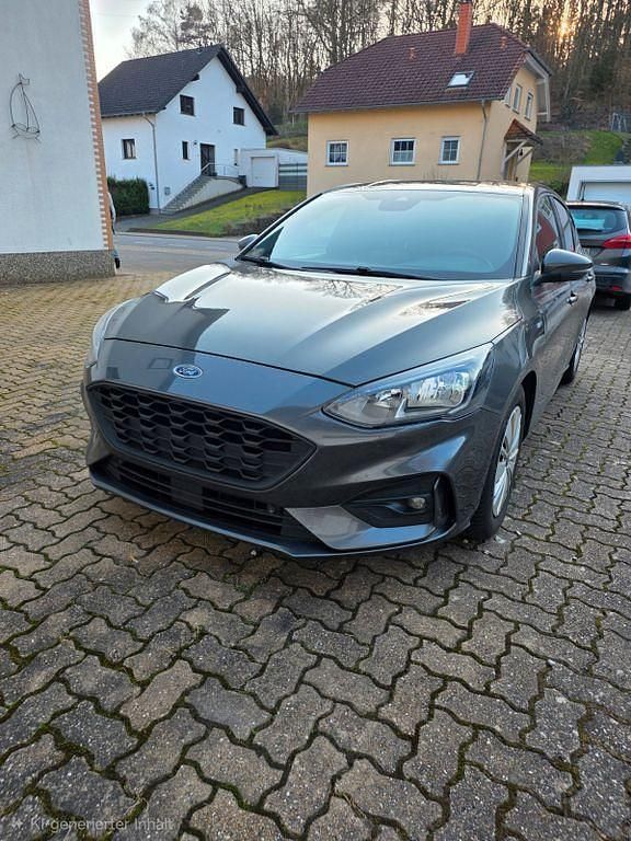 Gebraucht Ford Focus ST-Line 150 PS (110 kW) 2019 Grau Limousine