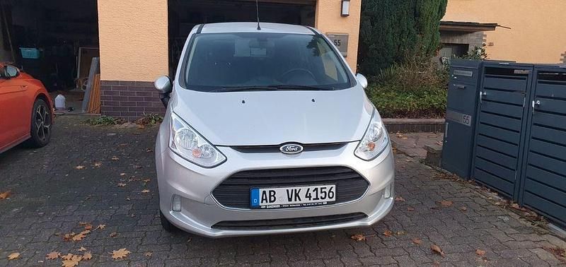 Silber Gebraucht 2016 Ford B-MAX Trend Van / Kleinbus | 10.999 € (Fairer Preis) - Bild 1/4
