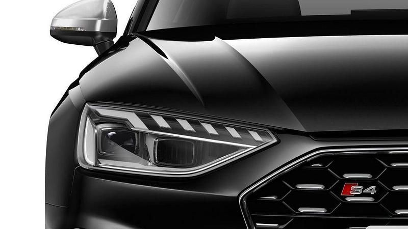 Gebraucht Audi S4 Business 341 PS (250 kW) 2021 Mythosschwarz metallic Kombi