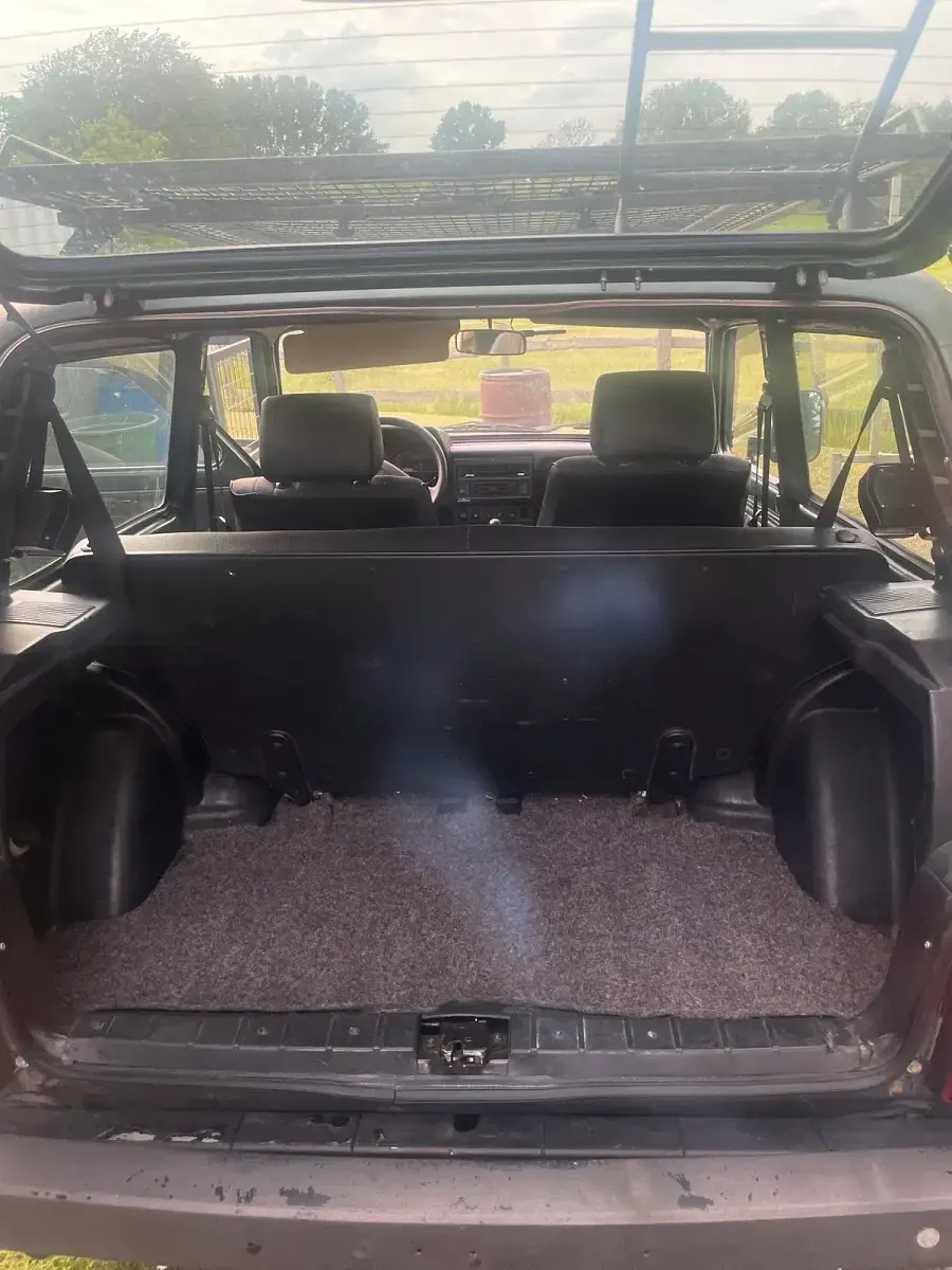 Gebraucht Lada niva 83 PS (61 kW) 2011 Grün SUV