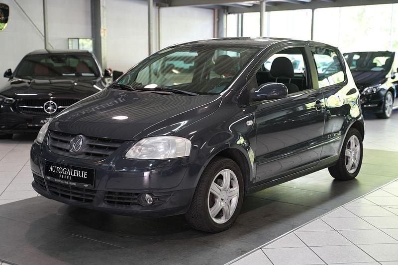 Usata VW Fox Style 54 CV (39 kW) 2010 Grigio Utilitaria