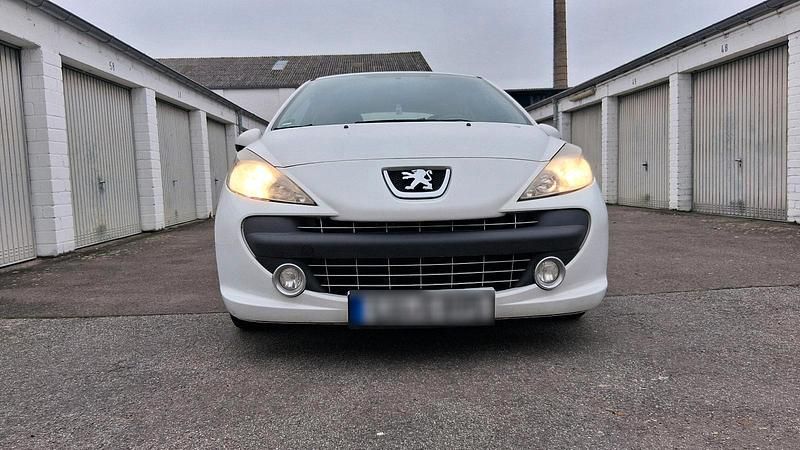 Gebraucht Peugeot 207 2008 Weiß Kleinwagen