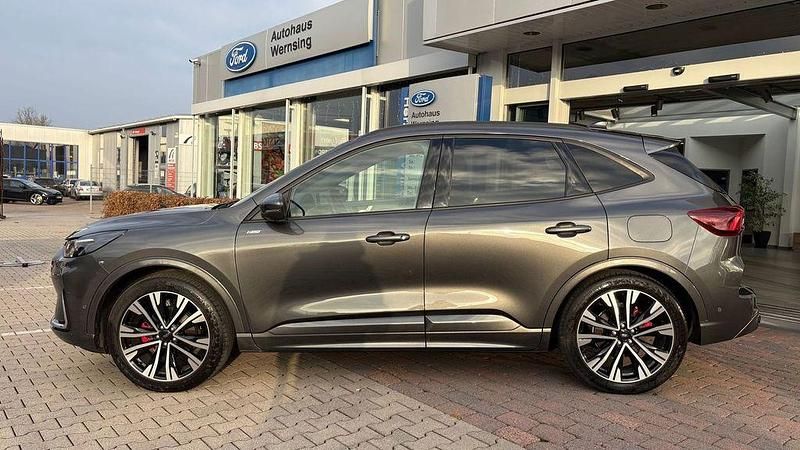 Gebraucht Ford Kuga ST-Line X 186 PS (136 kW) 2025 Grau SUV