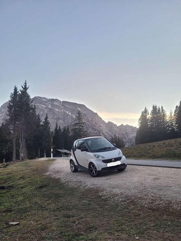 Weiß Gebraucht 2012 Smart ForTwo Coupé Coupé | 5.000 € (Fairer Preis) - Bild 1/1