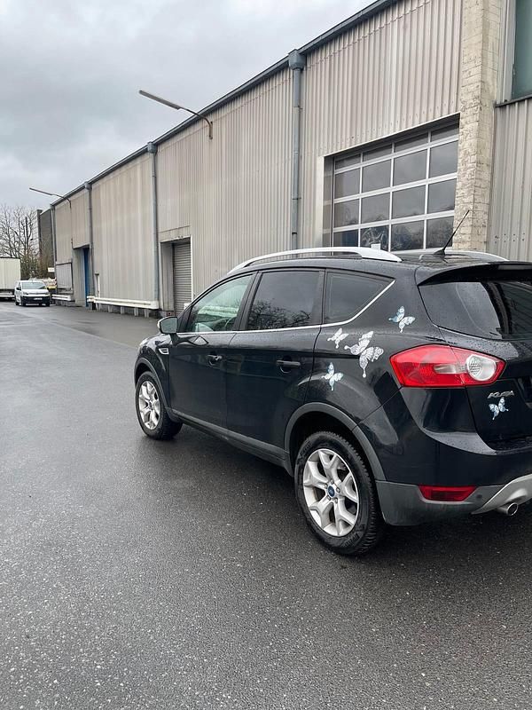 Gebraucht Ford Kuga 140 PS (102 kW) 2011 Schwarz SUV