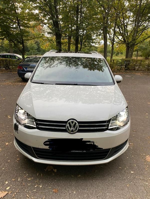 Weiß Gebraucht 2013 VW Sharan Van / Kleinbus | 11.000 € (Superpreis) - Bild 1/4