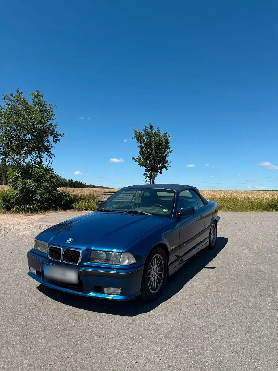 Gebraucht BMW 318 Cabriolet M Sport 115 PS (84 kW) 1998 Blau Cabrio