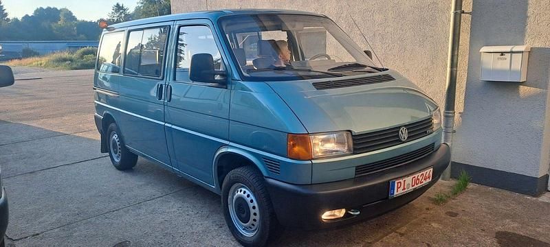 Gebraucht VW T4 102 PS (75 kW) 1999 Grün Van