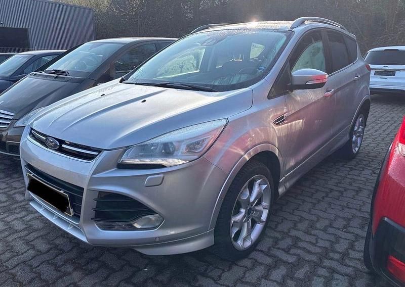 Gebraucht Ford Kuga Individual 180 PS (132 kW) 2016 Silber SUV