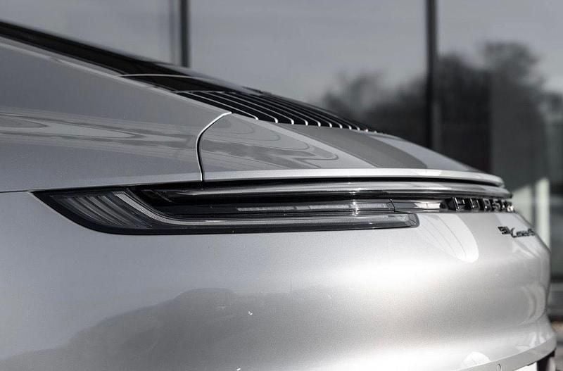 Gebraucht Porsche 911 Carrera 4S 450 PS (330 kW) 2021 Silber Coupé