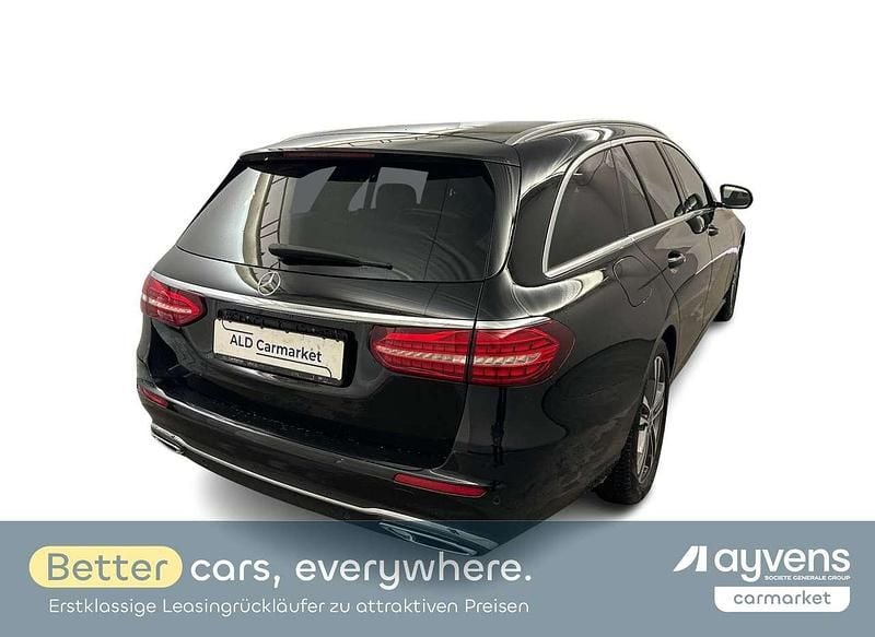 Gebraucht Mercedes E220 Exclusive 200 PS (147 kW) 2023 Obsidianschwarz  metalliclack Kombi