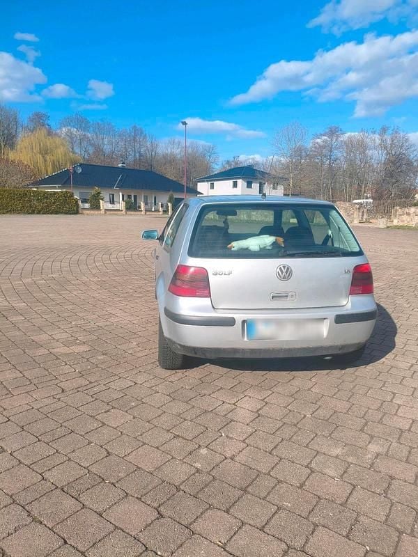 Gebraucht VW Golf IV 101 PS (74 kW) 2002 Silber Kleinwagen