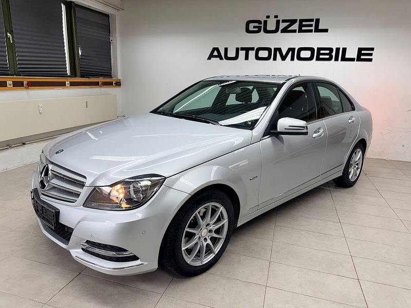 Gebraucht Mercedes C220 Avantgarde 170 PS (125 kW) 2012 Silber Limousine