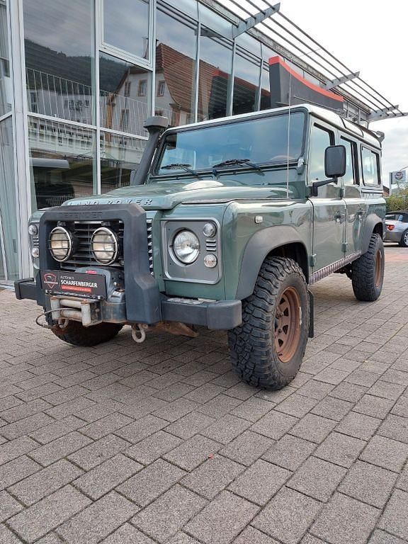 Grün Gebraucht 2013 Land Rover Defender SE SUV | 35.900 € (Superpreis) - Bild 1/4