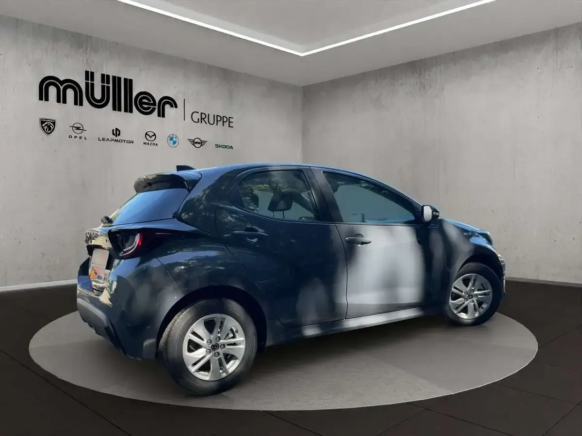 Neu Mazda 2 116 PS (85 kW) 2026 Grau Kleinwagen