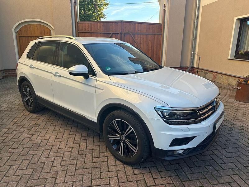 Gebraucht VW Tiguan Sound 150 PS (110 kW) 2017 Weiß SUV