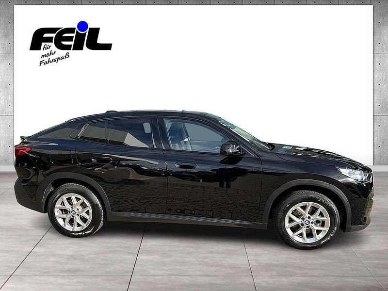 Gebraucht BMW iX2 Sport Line 150 kW (204 PS) 2024 Schwarz ii SUV