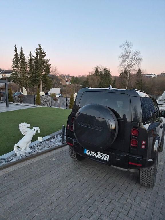 Gebraucht Land Rover Defender SE Dynamic 249 PS (183 kW) 2025 Schwarz SUV